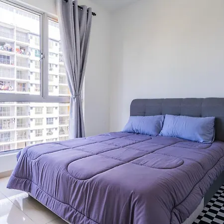 Cozy 3-Bedroom Condo With Pool 6 Pax - Semarak Kuala Lumpur Luaran gambar