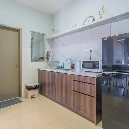 Cozy 3-Bedroom Condo With Pool 6 Pax - Semarak Kuala Lumpur Luaran gambar