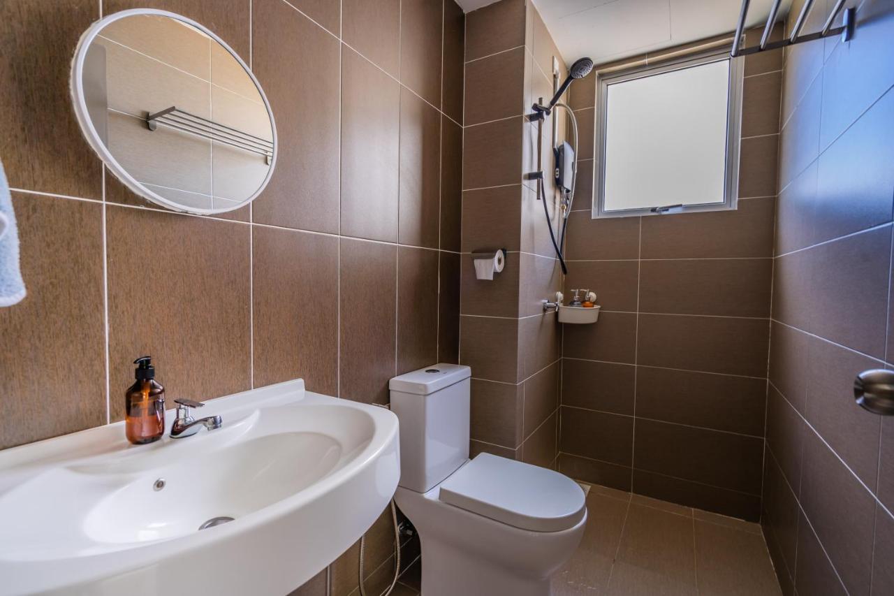 Apartemen Cozy 3-bedroom With Pool 6 Pax - Semarak *
